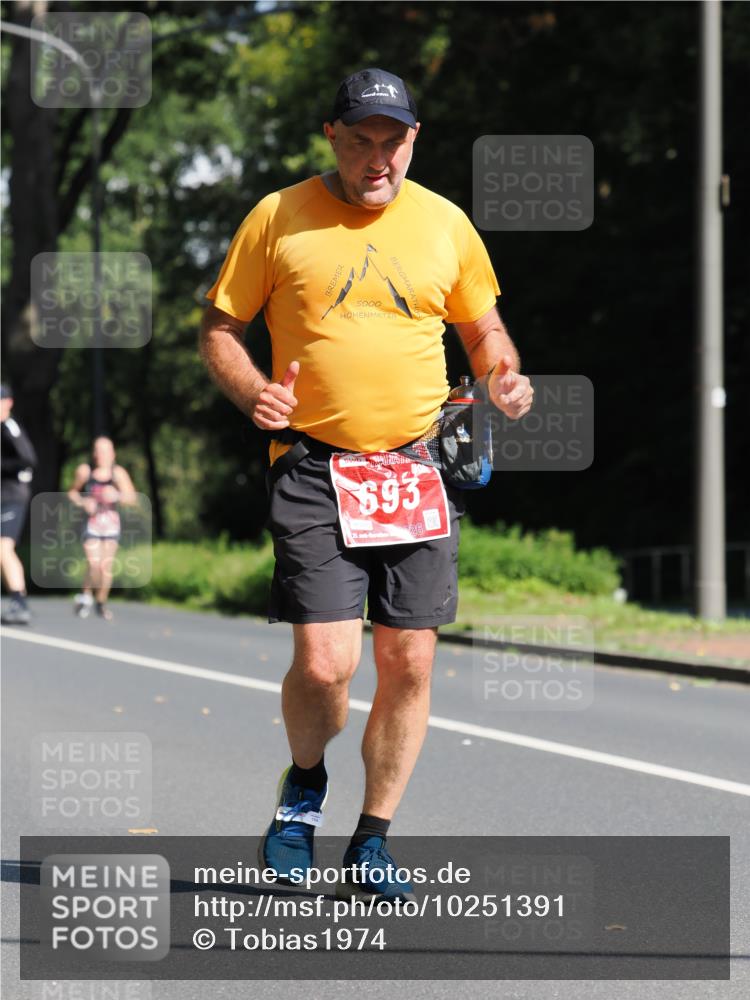 13.09.2026 - 21. swb-Marathon Bremen TobiasT http://msf.ph/oto/10251391 13.09.2026 12:41:52 Laufen 5000, 693, 21, 26 meine-sportfotos.de