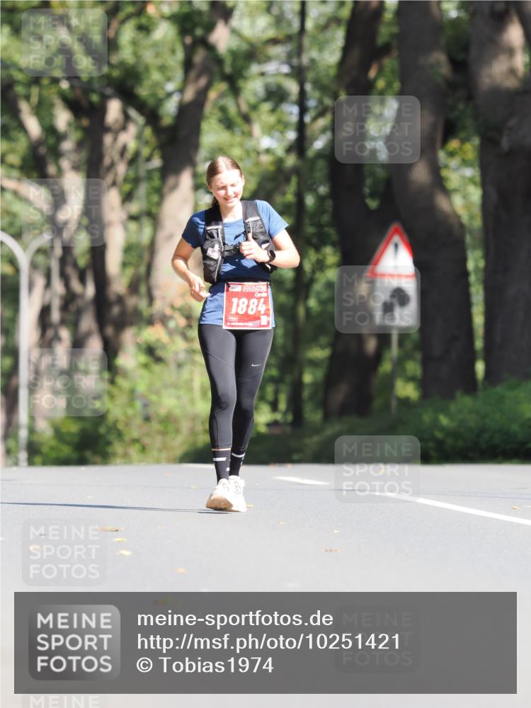 13.09.2026 - 21. swb-Marathon Bremen TobiasT http://msf.ph/oto/10251421 13.09.2026 12:42:29 Laufen 1884 meine-sportfotos.de