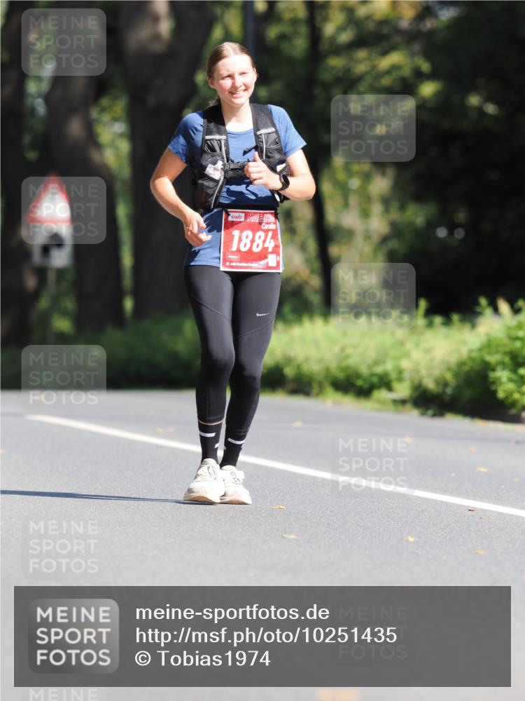 13.09.2026 - 21. swb-Marathon Bremen TobiasT http://msf.ph/oto/10251435 13.09.2026 12:42:34 Laufen 1884, 21, 25 meine-sportfotos.de