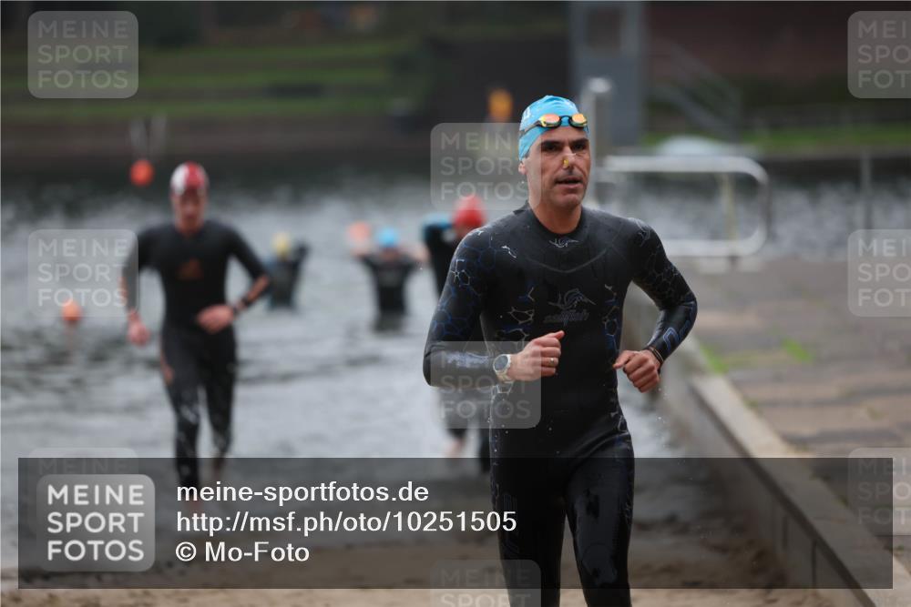 13.09.2026 - Stadtparktriathlon Mo-Foto http://msf.ph/oto/10251505 13.09.2026 08:45:06 Schwimmen 42, 44, 59 meine-sportfotos.de