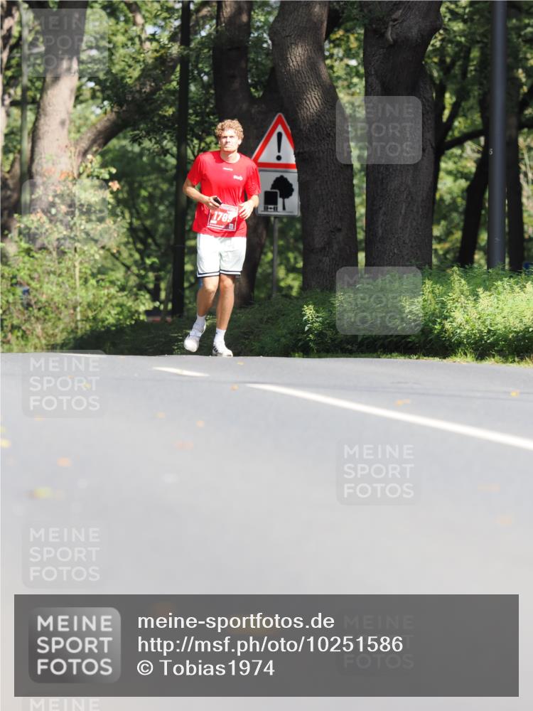 13.09.2026 - 21. swb-Marathon Bremen TobiasT http://msf.ph/oto/10251586 13.09.2026 12:45:18 Laufen 178 meine-sportfotos.de