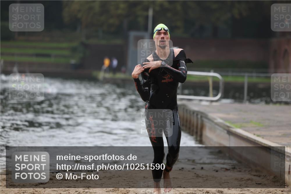 13.09.2026 - Stadtparktriathlon Mo-Foto http://msf.ph/oto/10251590 13.09.2026 08:51:37 Schwimmen 93 meine-sportfotos.de