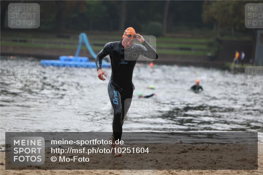 13.09.2026 - Stadtparktriathlon Mo-Foto http://msf.ph/oto/10251604 13.09.2026 08:52:15 Schwimmen 98, 145 meine-sportfotos.de