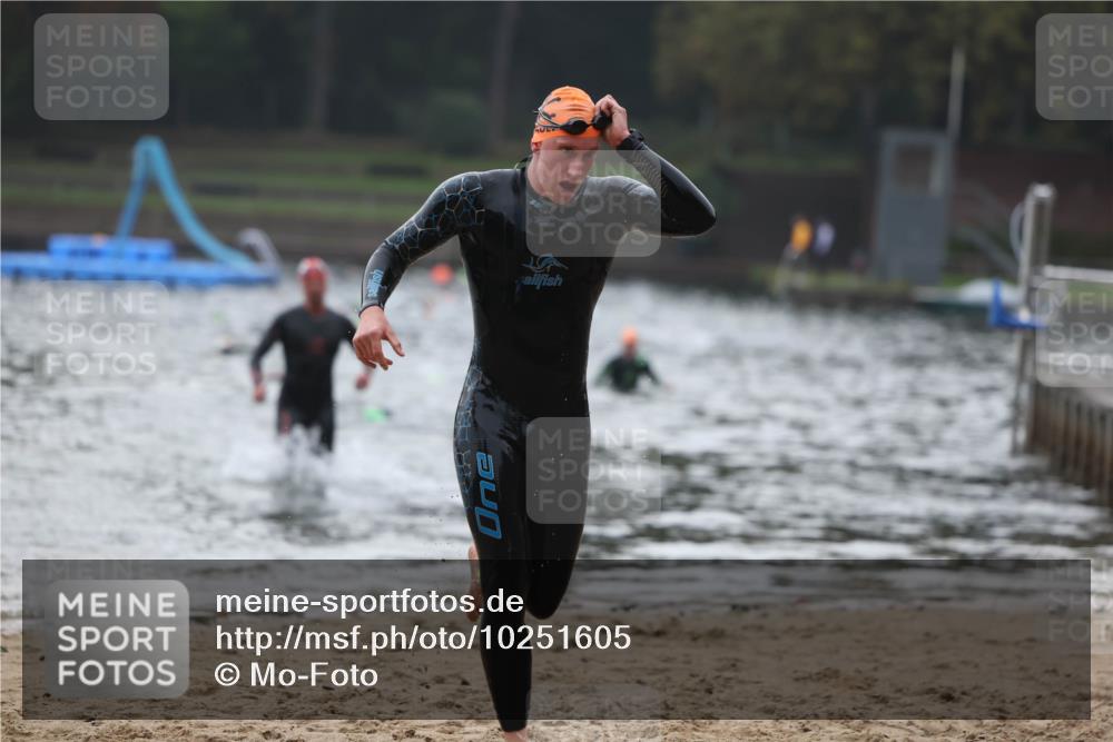 13.09.2026 - Stadtparktriathlon Mo-Foto http://msf.ph/oto/10251605 13.09.2026 08:52:16 Schwimmen 98, 145 meine-sportfotos.de