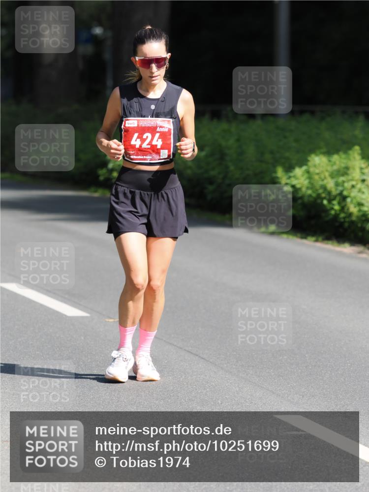 13.09.2026 - 21. swb-Marathon Bremen TobiasT http://msf.ph/oto/10251699 13.09.2026 12:47:56 Laufen 424 meine-sportfotos.de