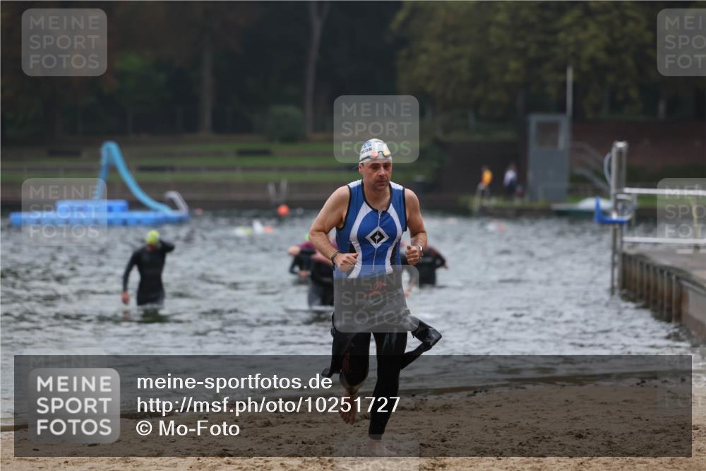 13.09.2026 - Stadtparktriathlon Mo-Foto http://msf.ph/oto/10251727 13.09.2026 08:53:44 Schwimmen 106, 108, 114 meine-sportfotos.de