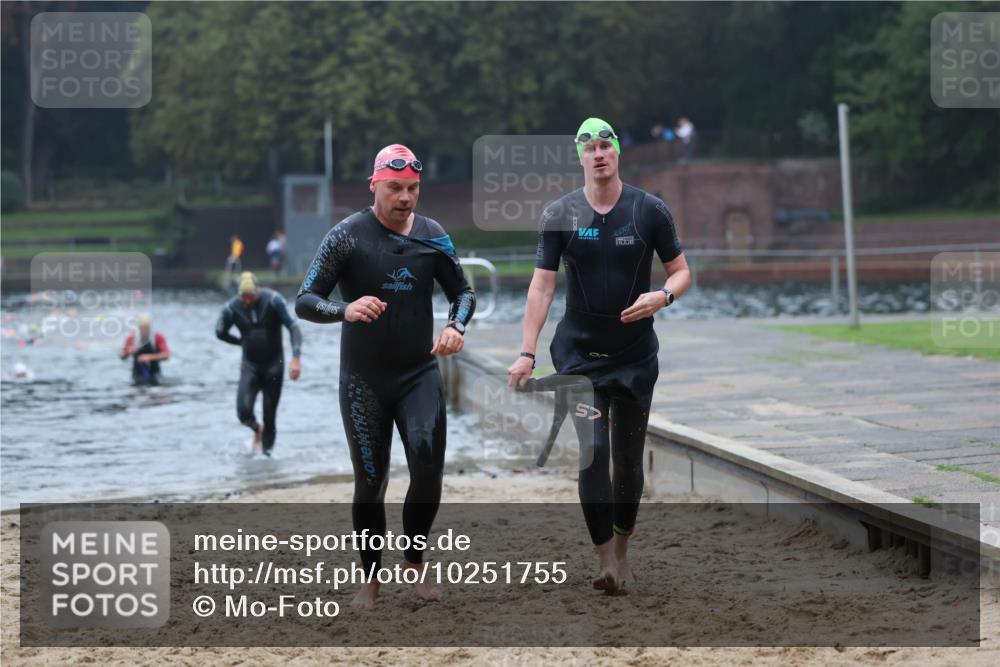 13.09.2026 - Stadtparktriathlon Mo-Foto http://msf.ph/oto/10251755 13.09.2026 08:54:07 Schwimmen 81, 89, 110 meine-sportfotos.de