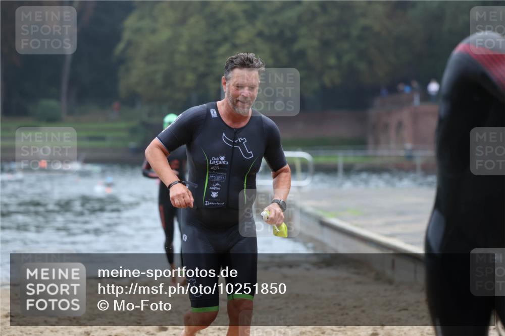 13.09.2026 - Stadtparktriathlon Mo-Foto http://msf.ph/oto/10251850 13.09.2026 08:55:06 Schwimmen 82, 97, 100, 101, 102, 128, 141 meine-sportfotos.de