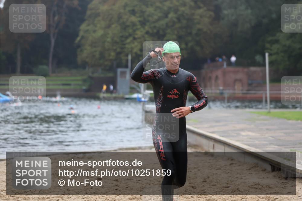 13.09.2026 - Stadtparktriathlon Mo-Foto http://msf.ph/oto/10251859 13.09.2026 08:55:10 Schwimmen 82, 102, 128 meine-sportfotos.de