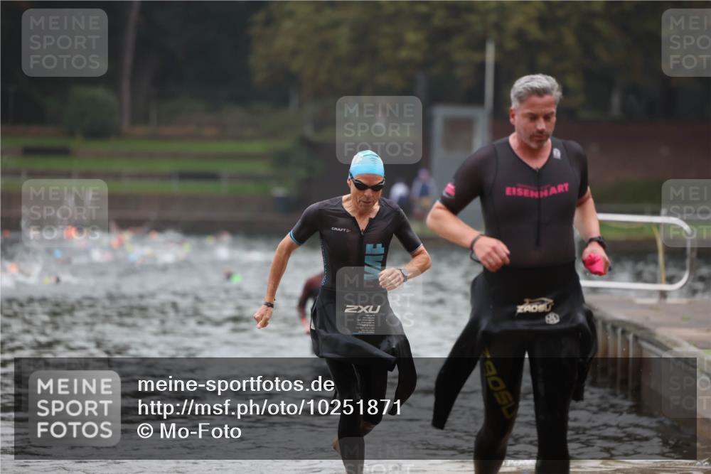 13.09.2026 - Stadtparktriathlon Mo-Foto http://msf.ph/oto/10251871 13.09.2026 08:55:52 Schwimmen 78, 88, 122 meine-sportfotos.de