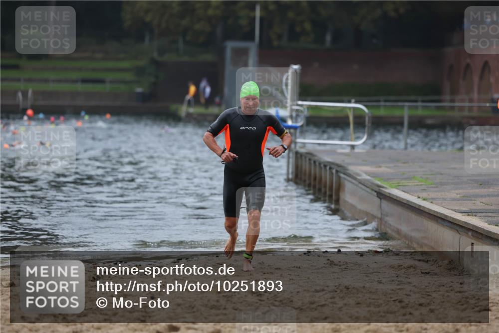 13.09.2026 - Stadtparktriathlon Mo-Foto http://msf.ph/oto/10251893 13.09.2026 08:56:44 Schwimmen 94 meine-sportfotos.de