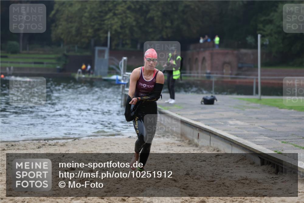 13.09.2026 - Stadtparktriathlon Mo-Foto http://msf.ph/oto/10251912 13.09.2026 09:00:29 Schwimmen 148, 152 meine-sportfotos.de