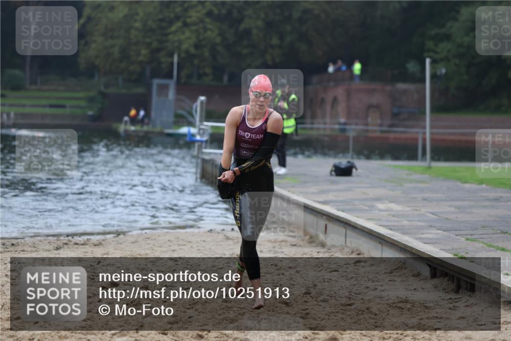 13.09.2026 - Stadtparktriathlon Mo-Foto http://msf.ph/oto/10251913 13.09.2026 09:00:30 Schwimmen 148, 152 meine-sportfotos.de