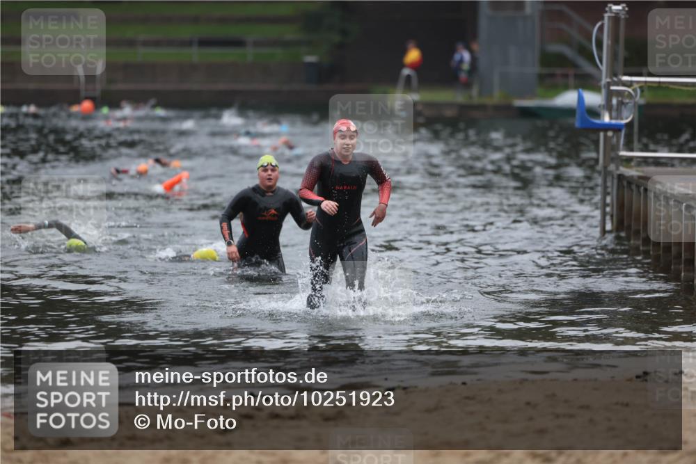 13.09.2026 - Stadtparktriathlon Mo-Foto http://msf.ph/oto/10251923 13.09.2026 09:01:37 Schwimmen 175, 178 meine-sportfotos.de
