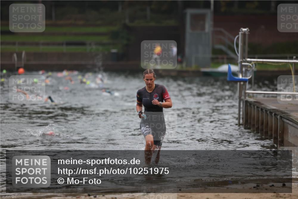 13.09.2026 - Stadtparktriathlon Mo-Foto http://msf.ph/oto/10251975 13.09.2026 09:02:18 Schwimmen 154, 158, 163 meine-sportfotos.de