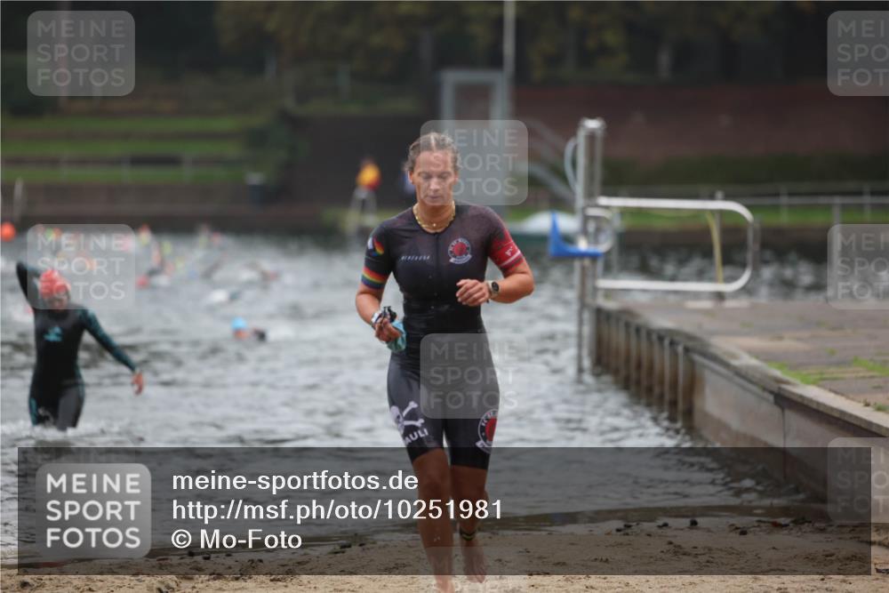 13.09.2026 - Stadtparktriathlon Mo-Foto http://msf.ph/oto/10251981 13.09.2026 09:02:22 Schwimmen 154, 163 meine-sportfotos.de