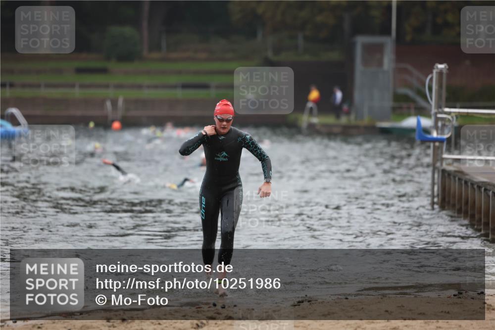 13.09.2026 - Stadtparktriathlon Mo-Foto http://msf.ph/oto/10251986 13.09.2026 09:02:27 Schwimmen 154, 163 meine-sportfotos.de