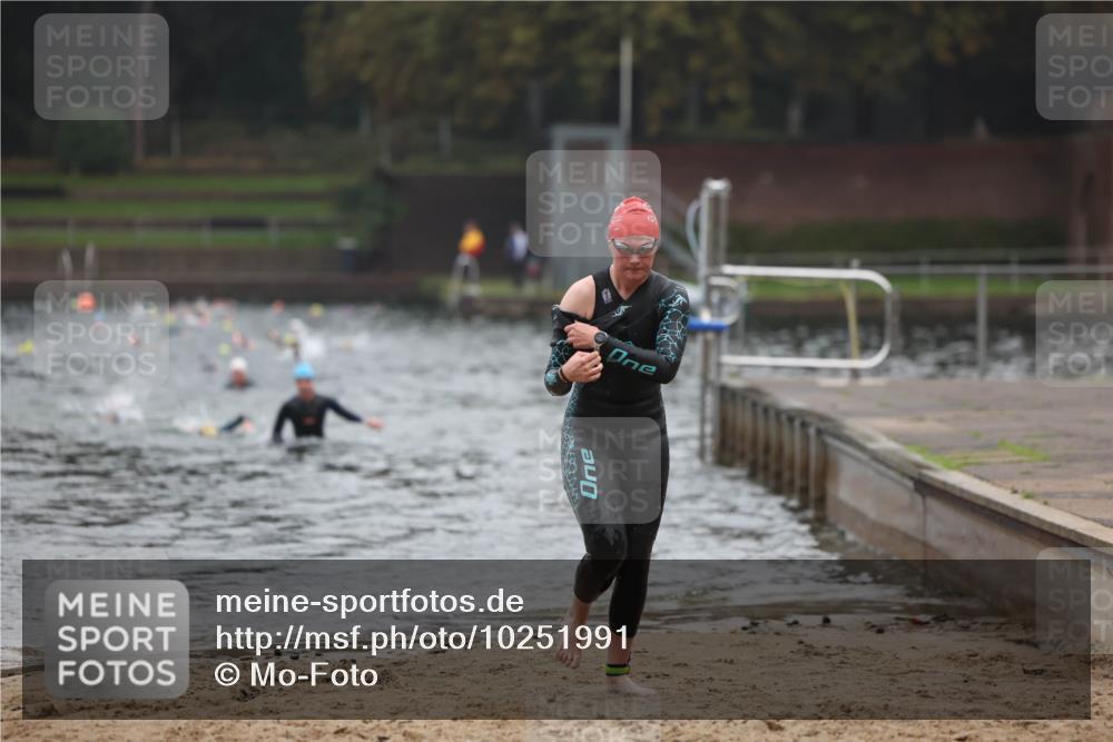 13.09.2026 - Stadtparktriathlon Mo-Foto http://msf.ph/oto/10251991 13.09.2026 09:02:29 Schwimmen 154, 163 meine-sportfotos.de