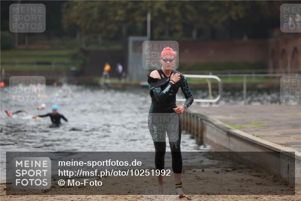 13.09.2026 - Stadtparktriathlon Mo-Foto http://msf.ph/oto/10251992 13.09.2026 09:02:29 Schwimmen 154, 163 meine-sportfotos.de