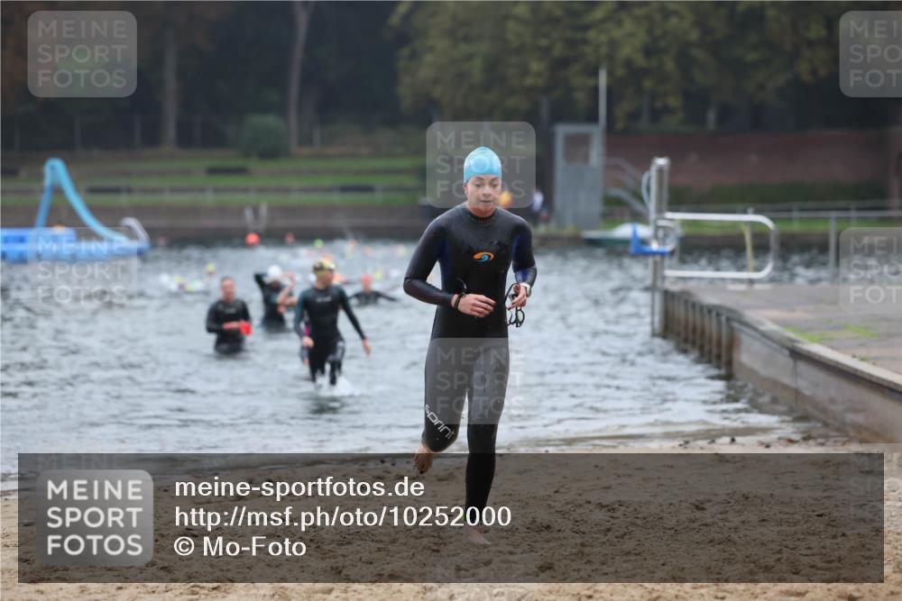 13.09.2026 - Stadtparktriathlon Mo-Foto http://msf.ph/oto/10252000 13.09.2026 09:02:43 Schwimmen 118, 161, 177, 192 meine-sportfotos.de
