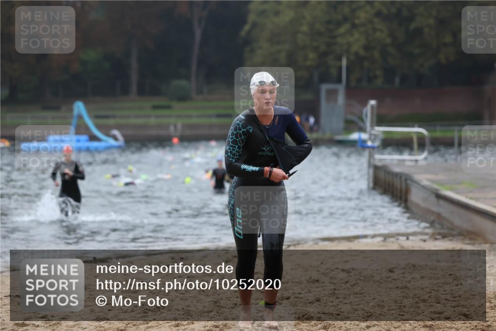 13.09.2026 - Stadtparktriathlon Mo-Foto http://msf.ph/oto/10252020 13.09.2026 09:03:04 Schwimmen 147, 168, 174, 184 meine-sportfotos.de