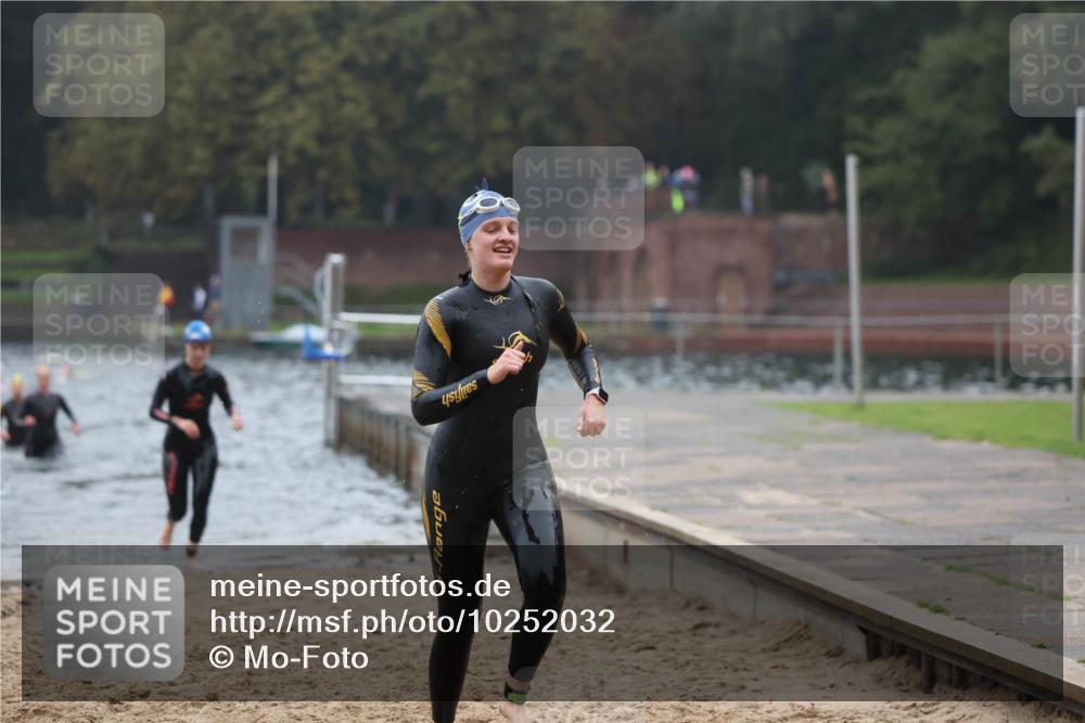 13.09.2026 - Stadtparktriathlon Mo-Foto http://msf.ph/oto/10252032 13.09.2026 09:03:13 Schwimmen 160, 168, 174, 184, 190, 197, 208 meine-sportfotos.de