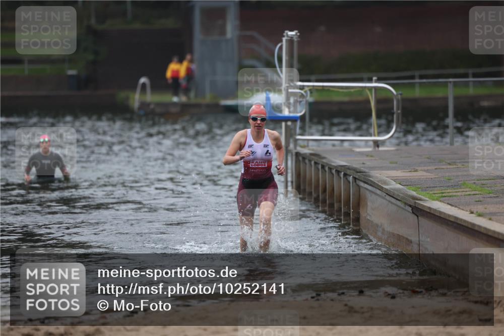 13.09.2026 - Stadtparktriathlon Mo-Foto http://msf.ph/oto/10252141 13.09.2026 09:04:33 Schwimmen 167, 181 meine-sportfotos.de