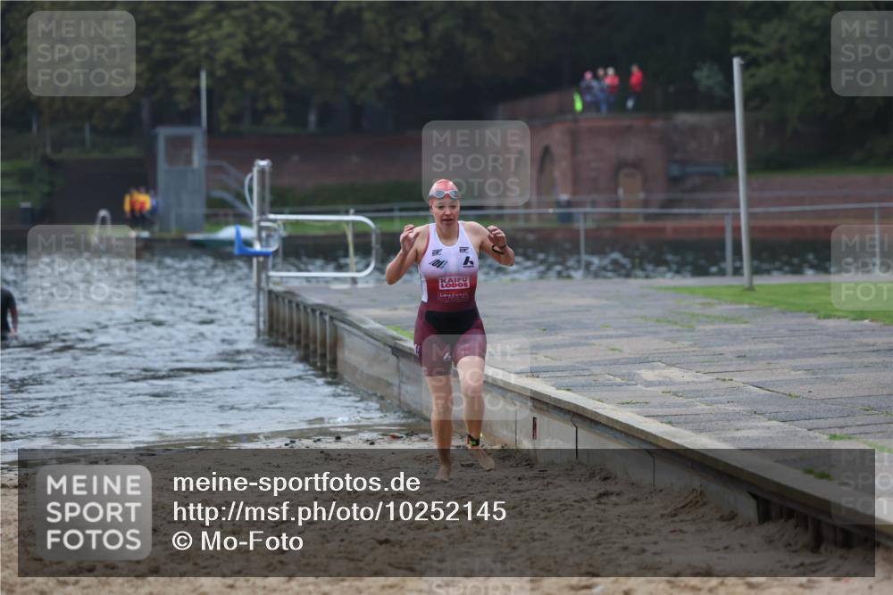 13.09.2026 - Stadtparktriathlon Mo-Foto http://msf.ph/oto/10252145 13.09.2026 09:04:37 Schwimmen 167, 181 meine-sportfotos.de