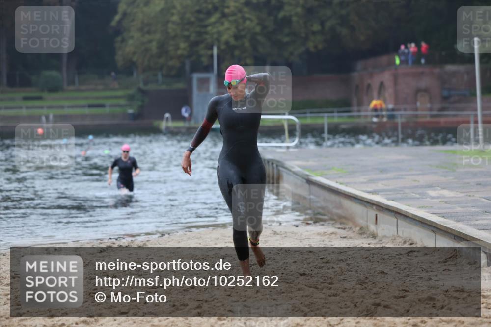 13.09.2026 - Stadtparktriathlon Mo-Foto http://msf.ph/oto/10252162 13.09.2026 09:04:54 Schwimmen 155, 159 meine-sportfotos.de