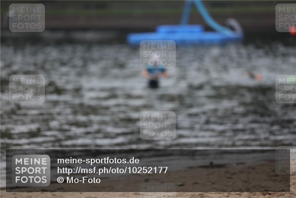 13.09.2026 - Stadtparktriathlon Mo-Foto http://msf.ph/oto/10252177 13.09.2026 09:05:16 Schwimmen  meine-sportfotos.de