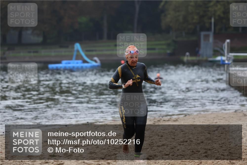 13.09.2026 - Stadtparktriathlon Mo-Foto http://msf.ph/oto/10252216 13.09.2026 09:05:47 Schwimmen 151 meine-sportfotos.de