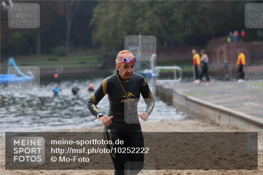 13.09.2026 - Stadtparktriathlon Mo-Foto http://msf.ph/oto/10252222 13.09.2026 09:05:49 Schwimmen 151 meine-sportfotos.de