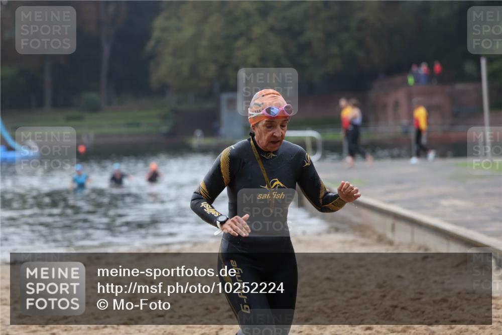 13.09.2026 - Stadtparktriathlon Mo-Foto http://msf.ph/oto/10252224 13.09.2026 09:05:49 Schwimmen 151 meine-sportfotos.de