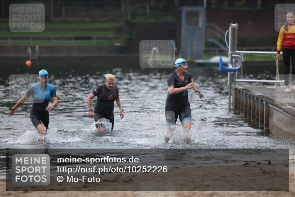 13.09.2026 - Stadtparktriathlon Mo-Foto http://msf.ph/oto/10252226 13.09.2026 09:06:03 Schwimmen 150, 185, 186 meine-sportfotos.de