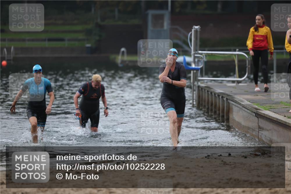 13.09.2026 - Stadtparktriathlon Mo-Foto http://msf.ph/oto/10252228 13.09.2026 09:06:04 Schwimmen 150, 185, 186 meine-sportfotos.de