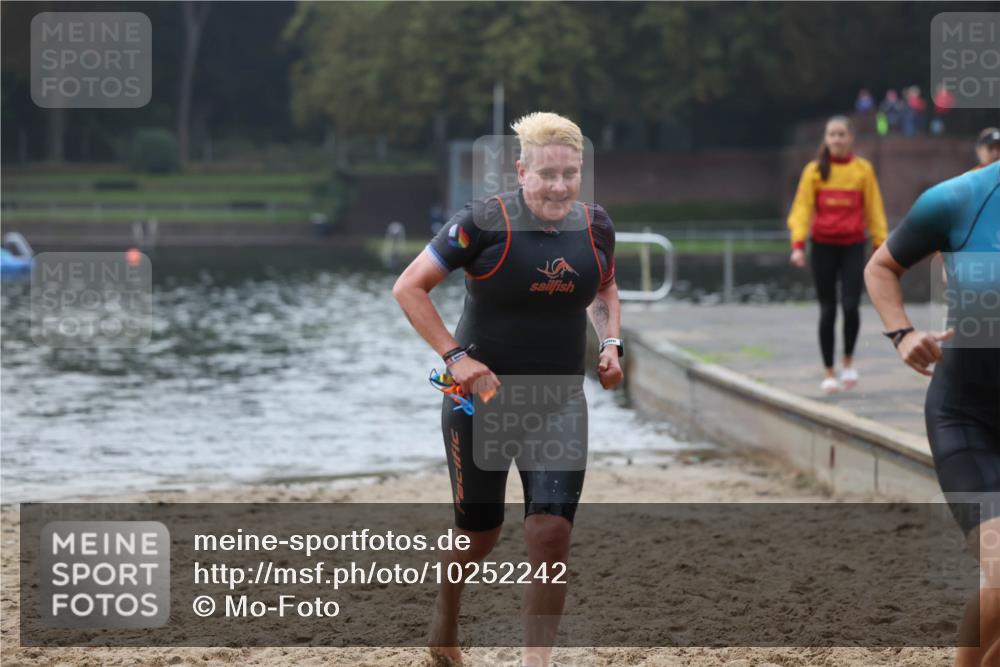 13.09.2026 - Stadtparktriathlon Mo-Foto http://msf.ph/oto/10252242 13.09.2026 09:06:12 Schwimmen 150, 185, 186 meine-sportfotos.de