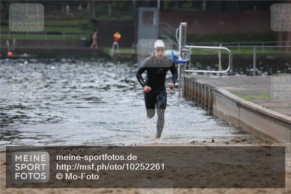 13.09.2026 - Stadtparktriathlon Mo-Foto http://msf.ph/oto/10252261 13.09.2026 09:43:02 Schwimmen 226, 290 meine-sportfotos.de