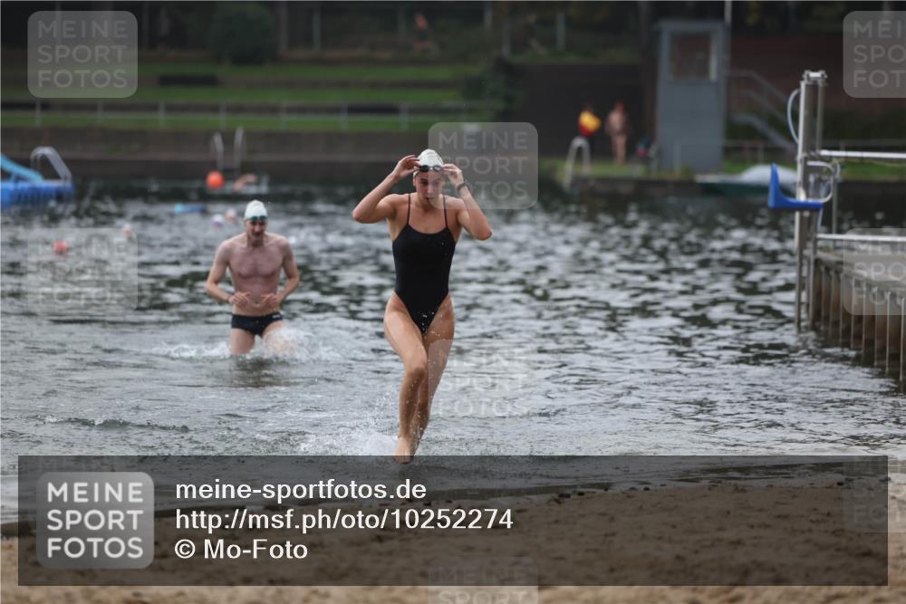 13.09.2026 - Stadtparktriathlon Mo-Foto http://msf.ph/oto/10252274 13.09.2026 09:43:10 Schwimmen 284, 290 meine-sportfotos.de