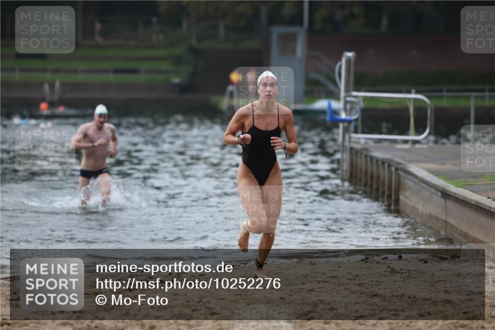 13.09.2026 - Stadtparktriathlon Mo-Foto http://msf.ph/oto/10252276 13.09.2026 09:43:11 Schwimmen 284, 290 meine-sportfotos.de