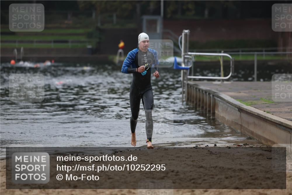 13.09.2026 - Stadtparktriathlon Mo-Foto http://msf.ph/oto/10252295 13.09.2026 09:44:07 Schwimmen 211 meine-sportfotos.de