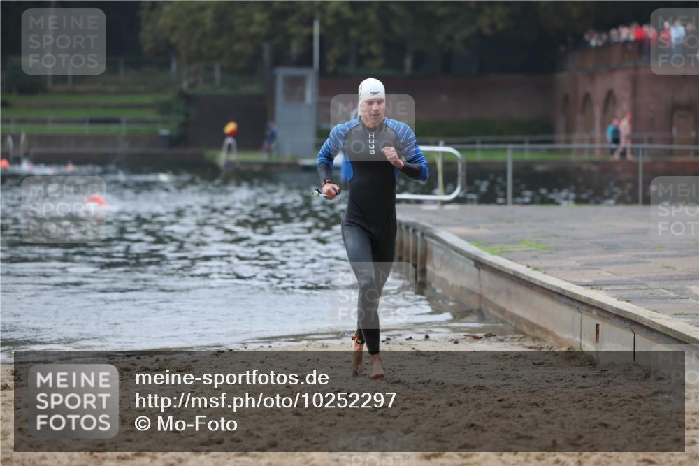 13.09.2026 - Stadtparktriathlon Mo-Foto http://msf.ph/oto/10252297 13.09.2026 09:44:08 Schwimmen 211 meine-sportfotos.de