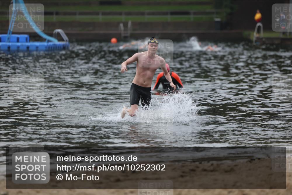 13.09.2026 - Stadtparktriathlon Mo-Foto http://msf.ph/oto/10252302 13.09.2026 09:44:23 Schwimmen 218 meine-sportfotos.de
