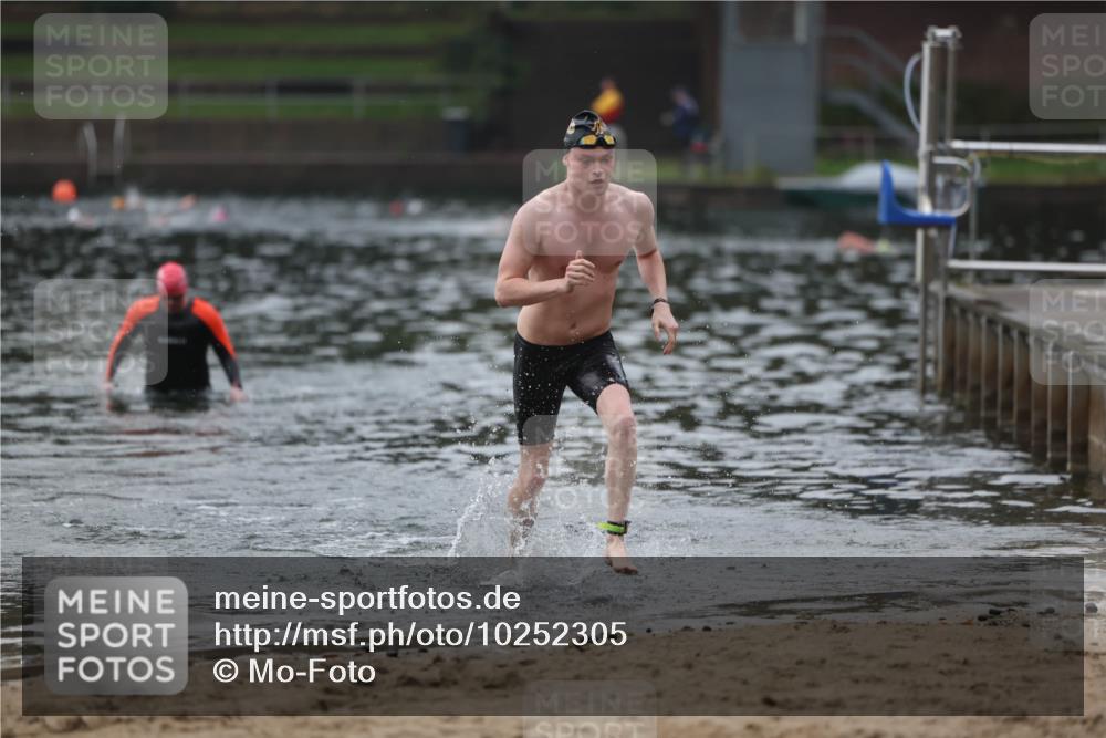 13.09.2026 - Stadtparktriathlon Mo-Foto http://msf.ph/oto/10252305 13.09.2026 09:44:26 Schwimmen 218, 260 meine-sportfotos.de