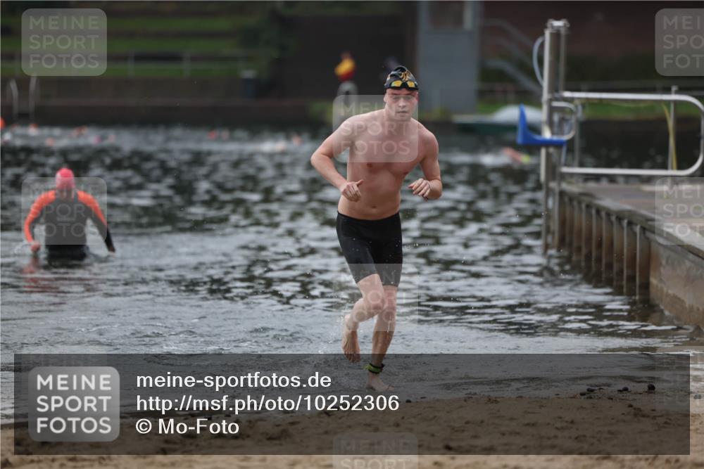 13.09.2026 - Stadtparktriathlon Mo-Foto http://msf.ph/oto/10252306 13.09.2026 09:44:26 Schwimmen 218, 260 meine-sportfotos.de