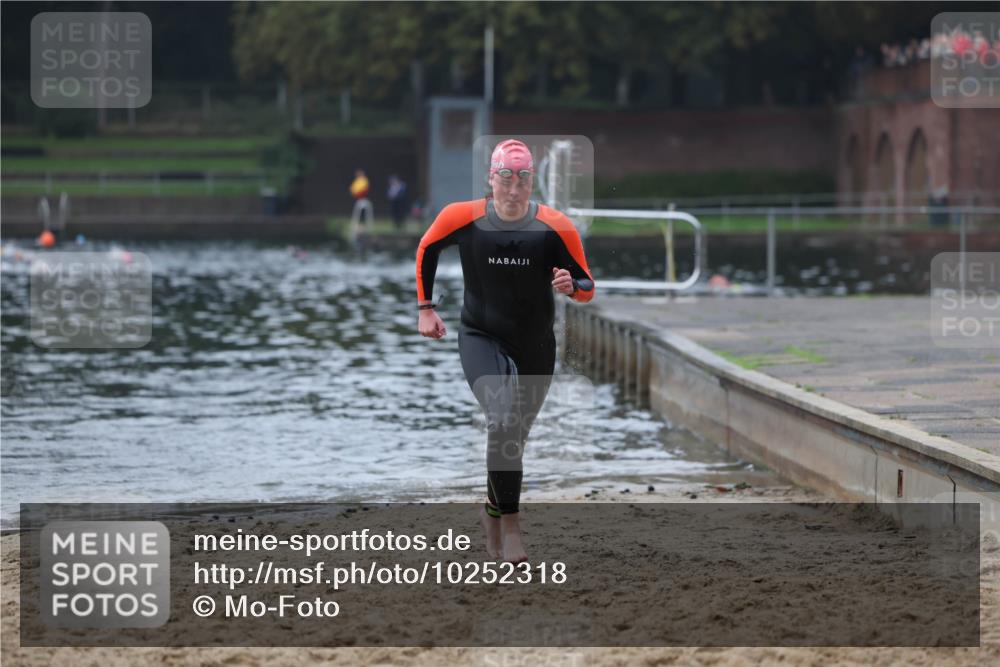 13.09.2026 - Stadtparktriathlon Mo-Foto http://msf.ph/oto/10252318 13.09.2026 09:44:39 Schwimmen 260 meine-sportfotos.de