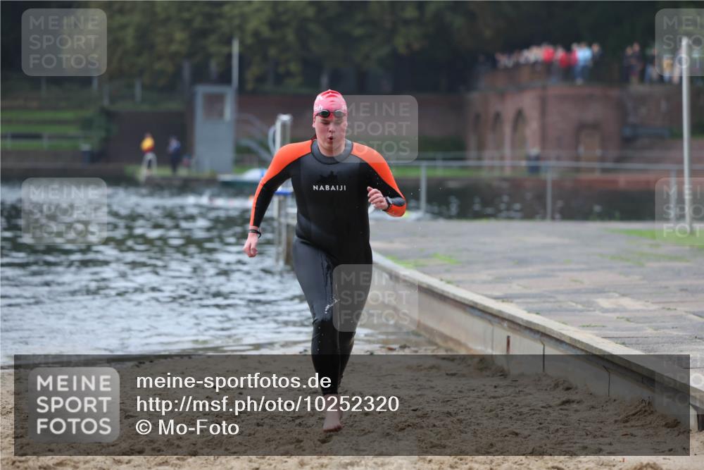 13.09.2026 - Stadtparktriathlon Mo-Foto http://msf.ph/oto/10252320 13.09.2026 09:44:40 Schwimmen 260 meine-sportfotos.de