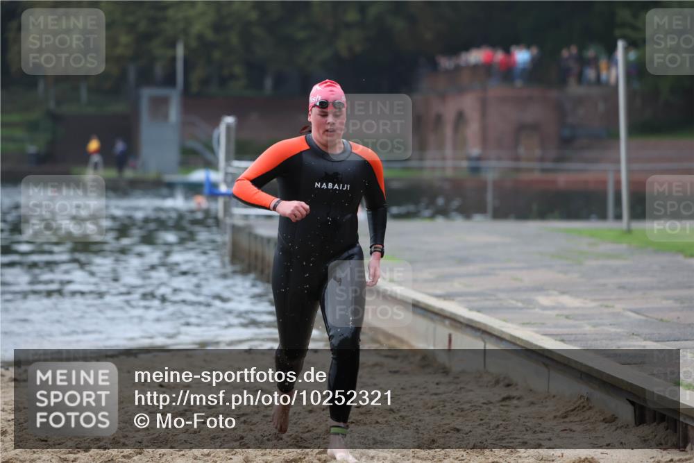 13.09.2026 - Stadtparktriathlon Mo-Foto http://msf.ph/oto/10252321 13.09.2026 09:44:40 Schwimmen 260 meine-sportfotos.de