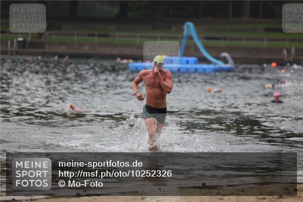 13.09.2026 - Stadtparktriathlon Mo-Foto http://msf.ph/oto/10252326 13.09.2026 09:45:20 Schwimmen 212, 263, 338 meine-sportfotos.de