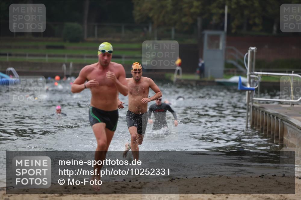 13.09.2026 - Stadtparktriathlon Mo-Foto http://msf.ph/oto/10252331 13.09.2026 09:45:23 Schwimmen 212, 263, 338 meine-sportfotos.de
