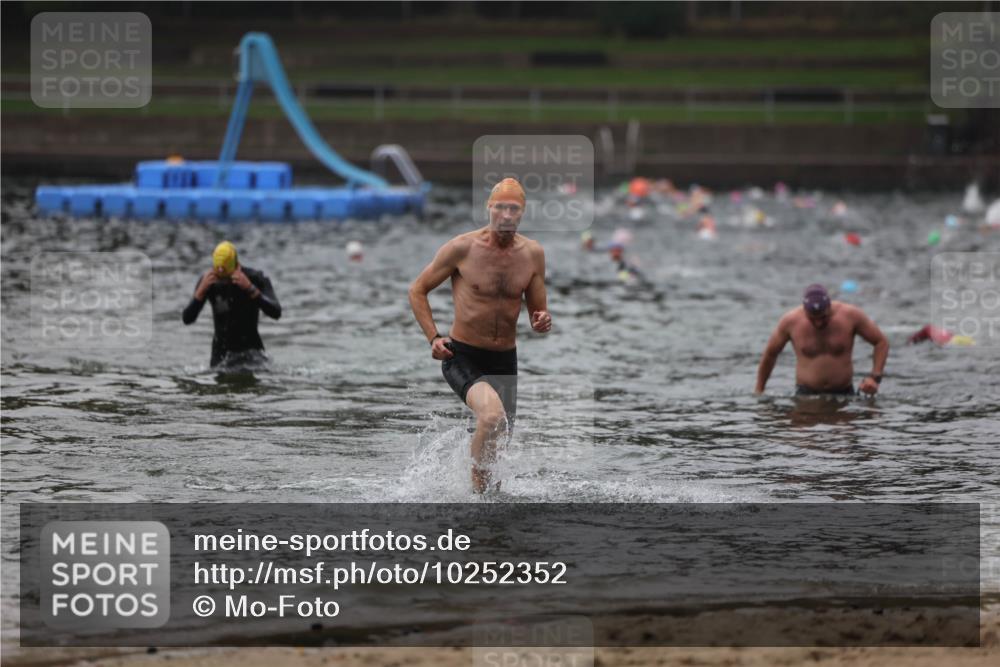 13.09.2026 - Stadtparktriathlon Mo-Foto http://msf.ph/oto/10252352 13.09.2026 09:45:47 Schwimmen 214, 313, 314 meine-sportfotos.de